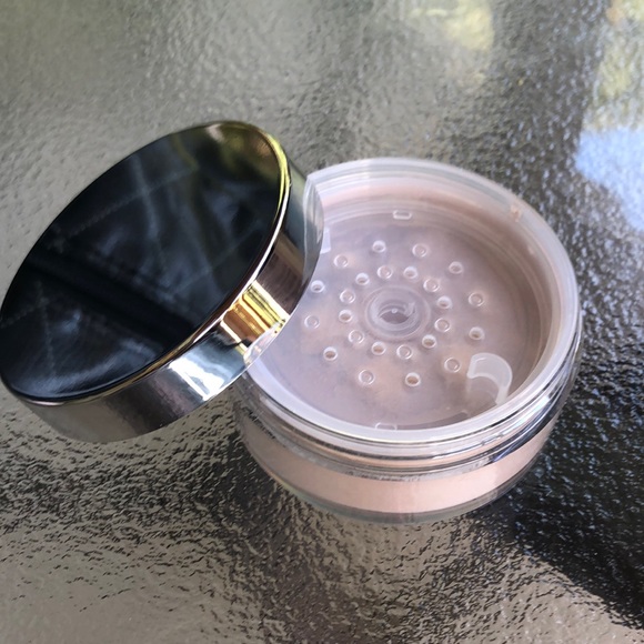 Makeup - Picture 4 of 6